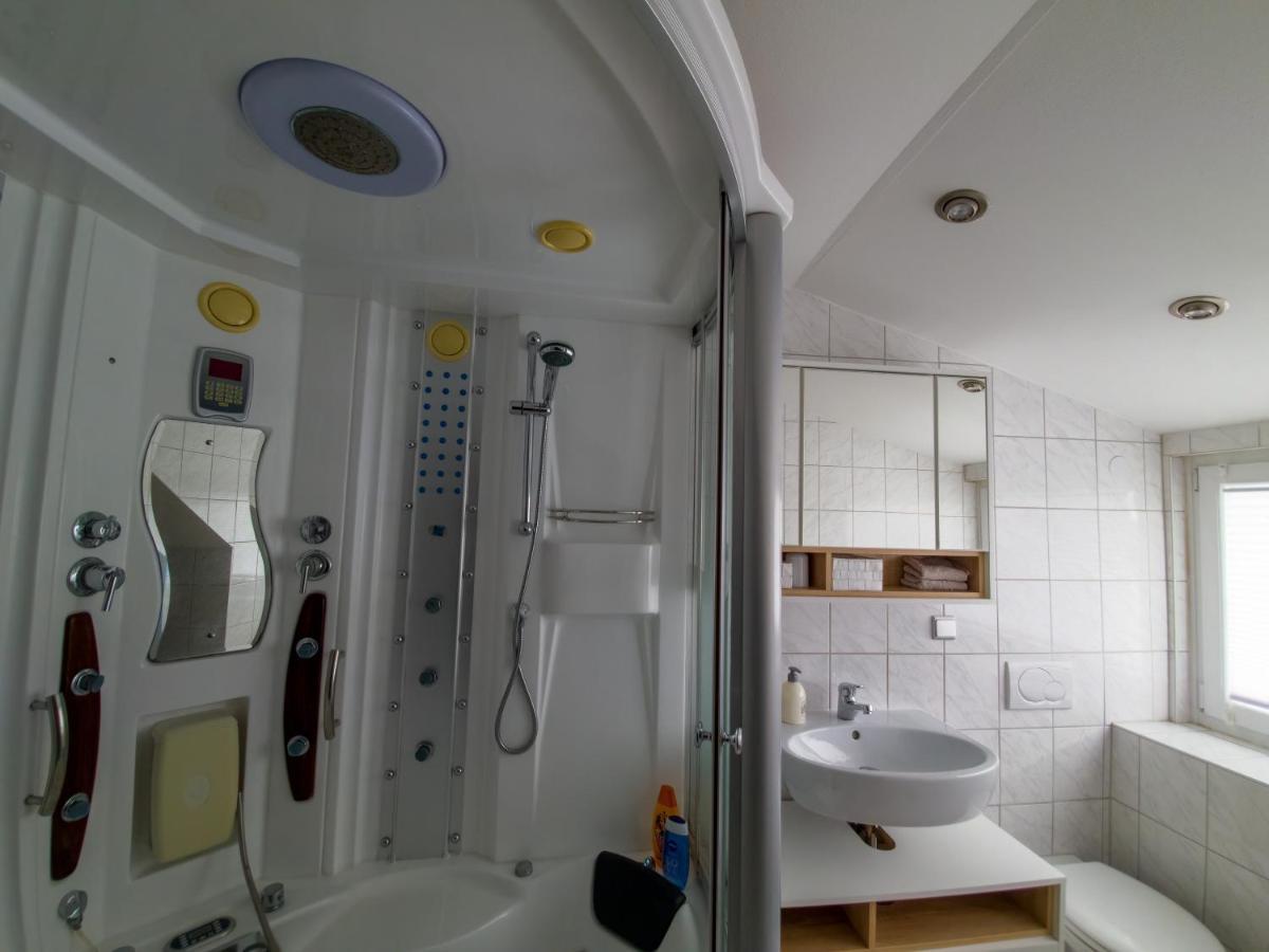 Wohnung Mit Einer Sauna Direkt Am Park Wiesbaden Kültér fotó